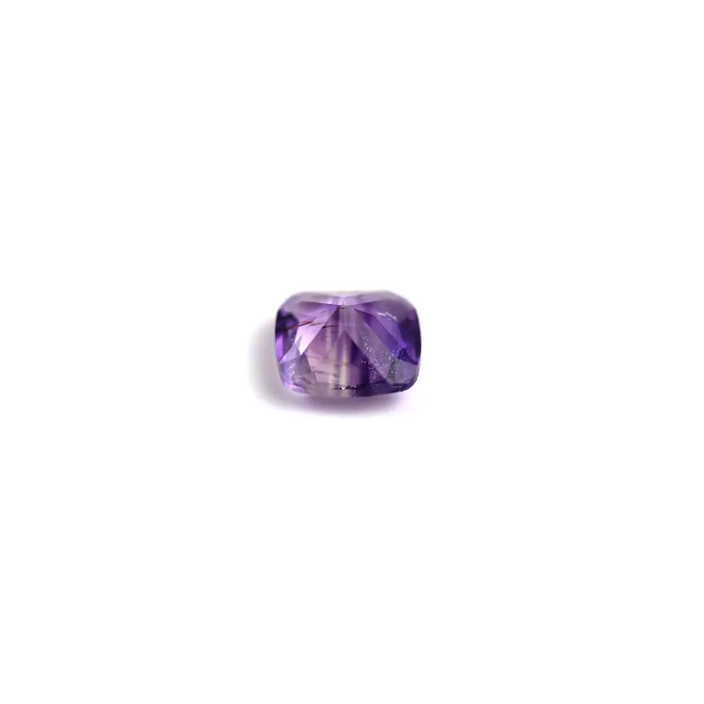 Light purple 3.8 ct. amethyst in cushion