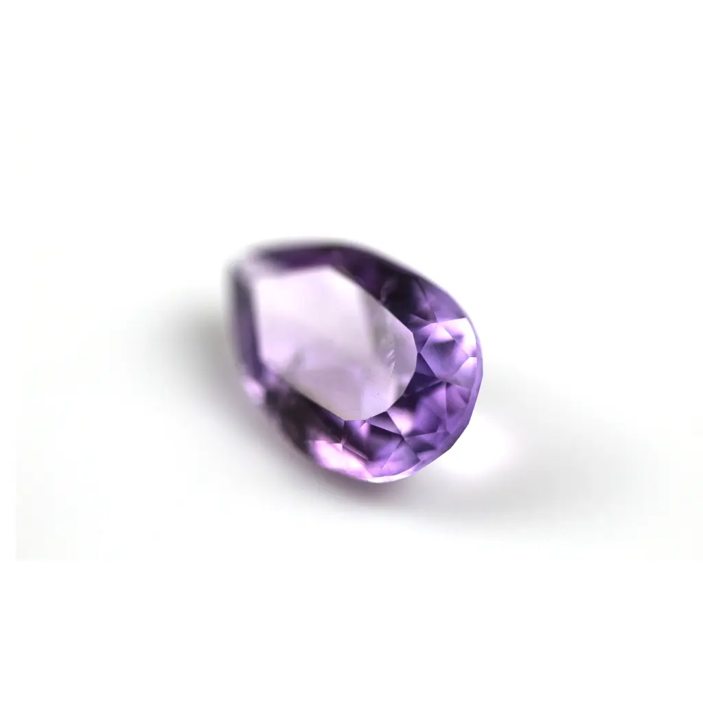 Light purple 4.9 ct. amethyst in pear