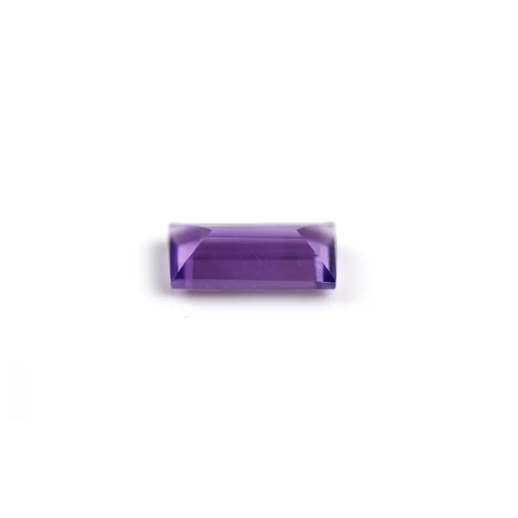 Purple 1.4 ct. amethyst in baguette