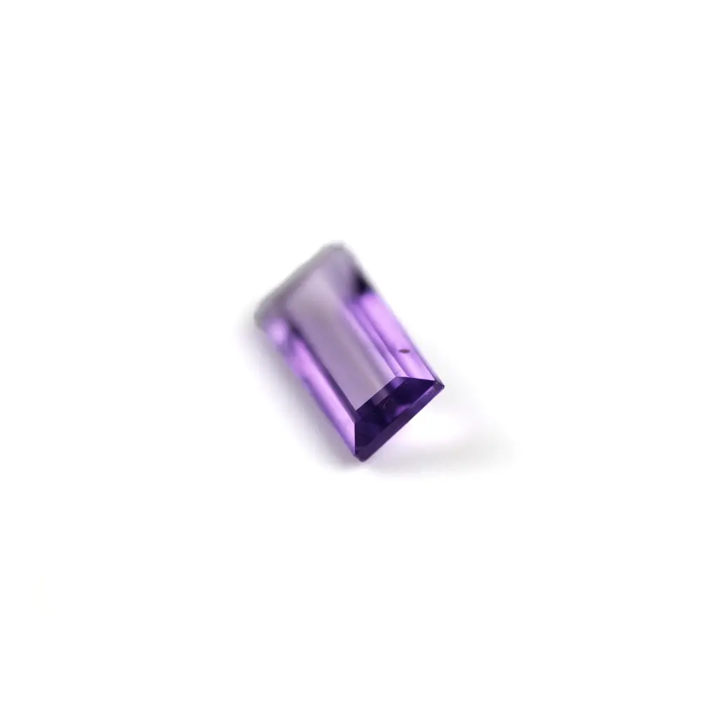 Purple 1.4 ct. amethyst in baguette