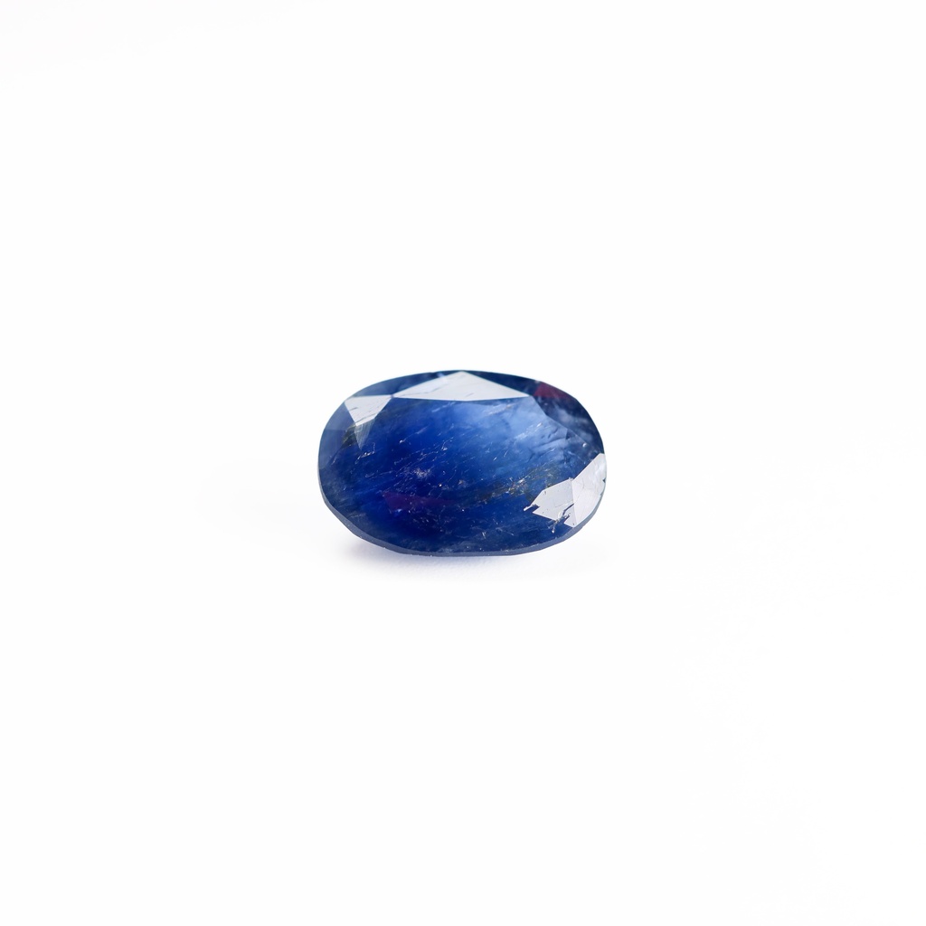 Blue 2.1 ct. Sapphire in oval cut