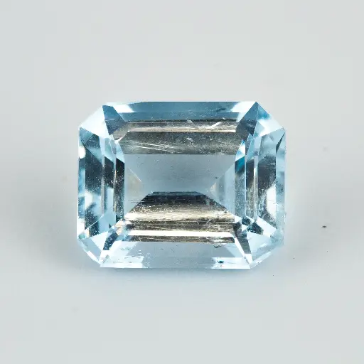 [AQ20241] Blue 3.3 ct. Aquamarine in emerald cut